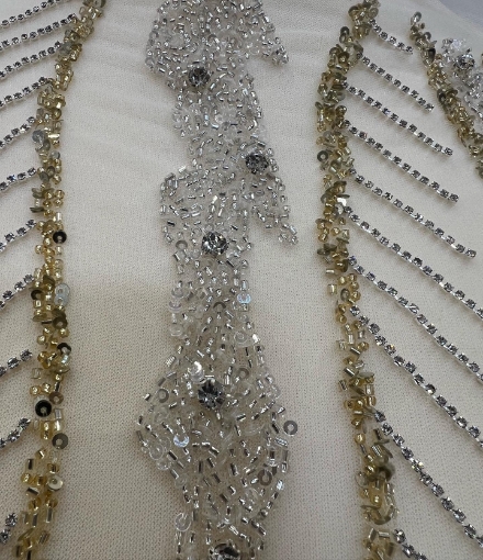 Imagine Bubble Gold Broderie cu cristale argintii & aurii si margele -ivory