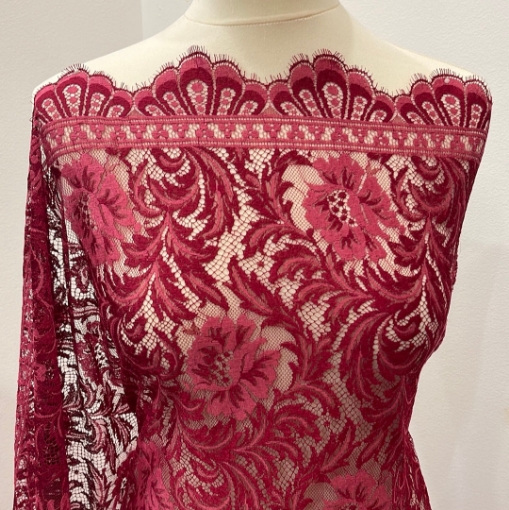 Picture of Red/Fuchsia Solstiss Lace