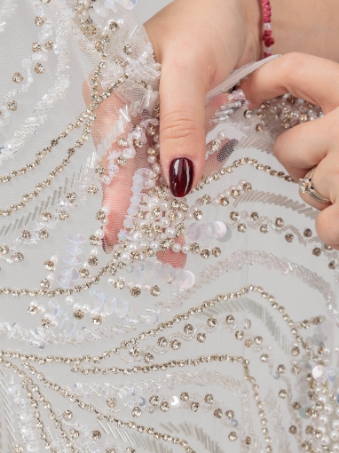 Imagine Bridal Muse - Broderie cu margele, perle si cristale - alb