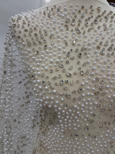Imagine Stardust Rain Broderie cu cristale arginti si perle  - ivory