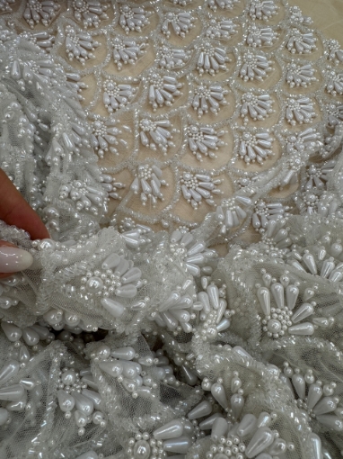 Imagine Imperial Splendor Broderie cu perle si margele - white