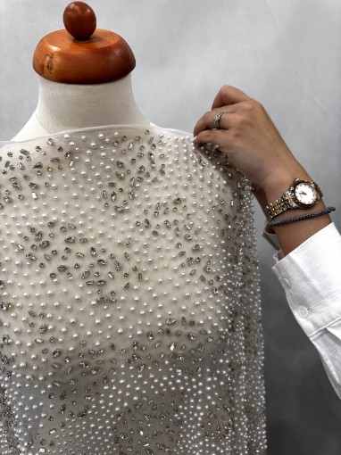 Imagine Stardust Rain Broderie cu cristale arginti si perle  - ivory