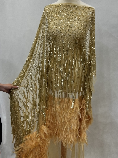 Imagine Gold Feathers - Broderie cu pene, margele si paiete