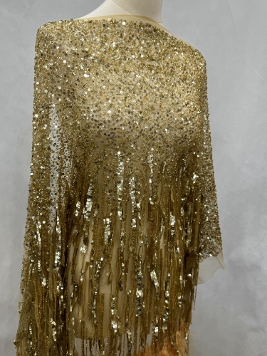 Imagine Gold Feathers - Broderie cu oglinzi, margele si paiete
