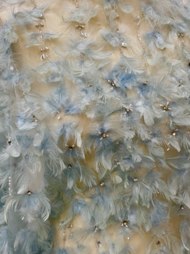 Imagine Light Blue Feathers - Broderie cu pene, perle si margele blue